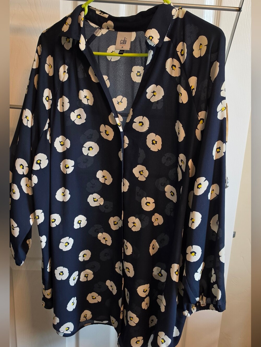 cabi Women's Navy Floral Button-Up Shirt